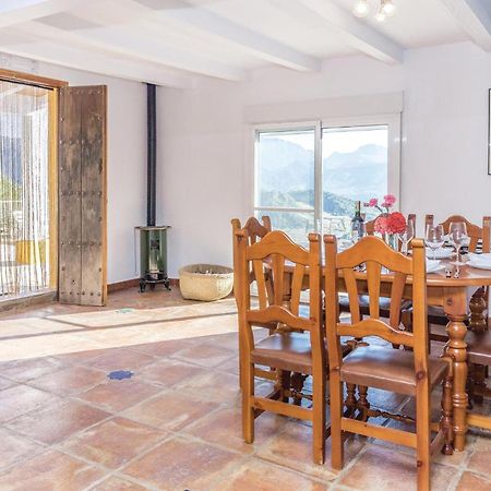 Awesome Home In Cadiz With Swimming Pool إل جاستور المظهر الخارجي الصورة