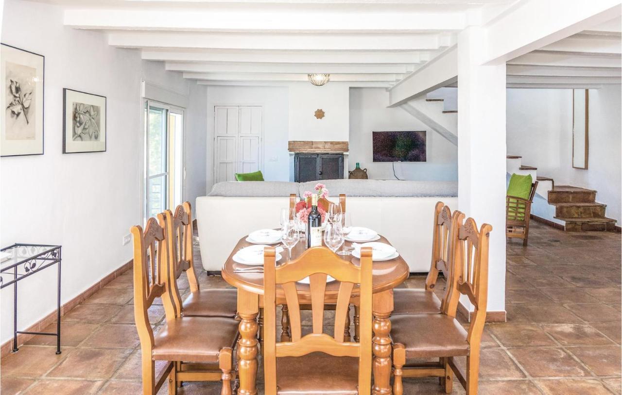 Awesome Home In Cadiz With Swimming Pool إل جاستور المظهر الخارجي الصورة