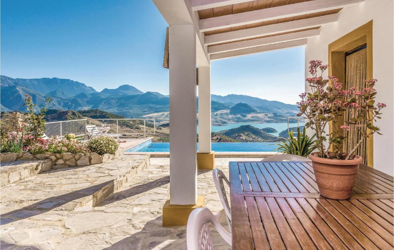 Awesome Home In Cadiz With Swimming Pool إل جاستور المظهر الخارجي الصورة